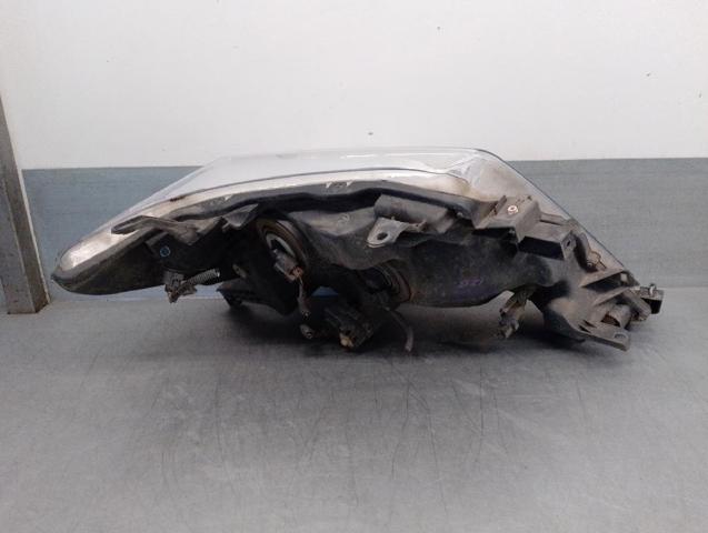 8117060J00 TOYOTA Левая фара купить в Кривой Рог