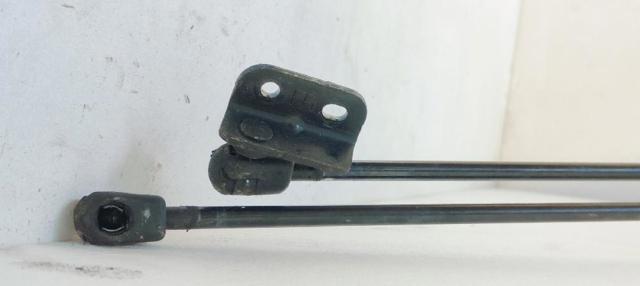 811813E011 HYUNDAI Амортизатор капота купить в Тернополь
