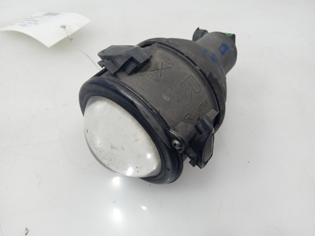 Luzes de nevoeiro esquerdas/direitas 8121148041 Toyota