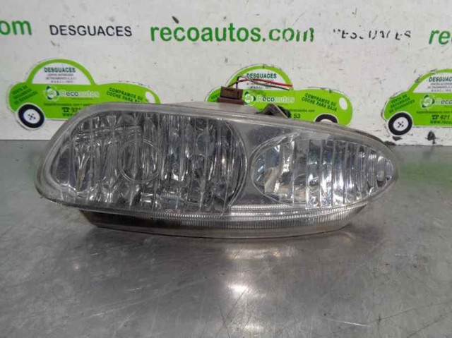 Luzes de nevoeiro esquerdas/direitas 8121150050 Toyota/Lexus