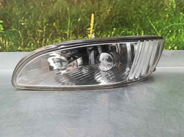 Luzes de nevoeiro esquerdas 8122048020 Toyota