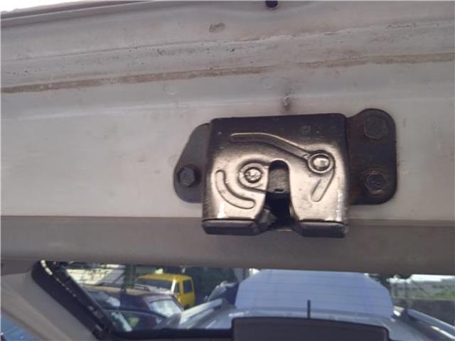 HYUNDAI 812302E010 Замок багажника в наличии Ирпень