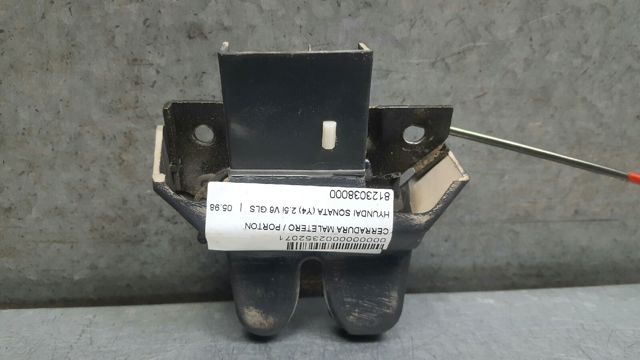 HYUNDAI 8123038000 Замок багажника в наличии Кривой Рог