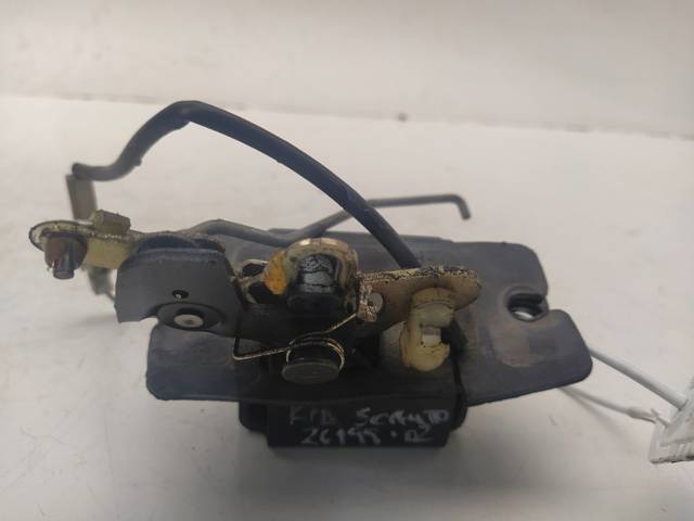 HYUNDAI 812303E000 Замок багажника в наличии Сумы