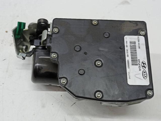 HYUNDAI 812304D100 Замок багажника в наличии Киев