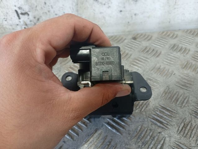 81230A6300 HYUNDAI Замок багажника купить в Хмельницкий