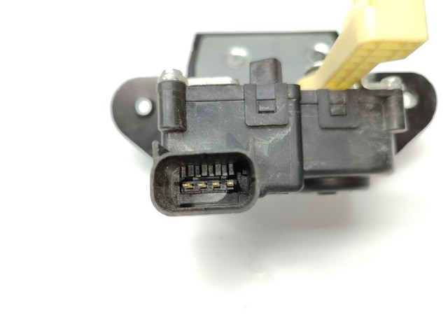 HYUNDAI 81230G6010 Замок багажника в наличии Чернигов