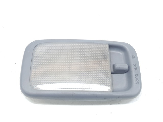 Quebra-luz de iluminação de salão (de cabina) 8124012060B1 Toyota