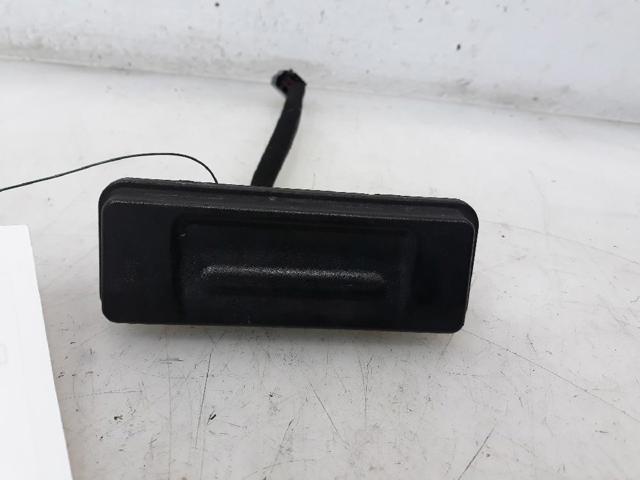81260H8400 Кнопка привода замка багажника купить Павлоград