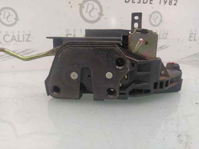 Fecho da porta dianteira esquerda 8131017120 Hyundai/Kia