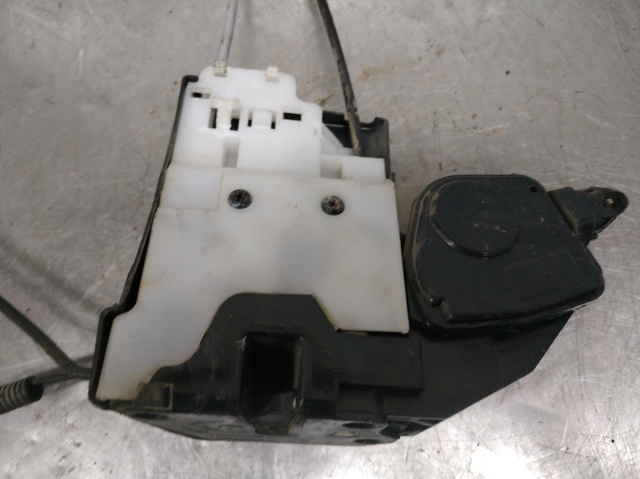 HYUNDAI 813101F010 Замок двери передней левой в наличии Житомир
