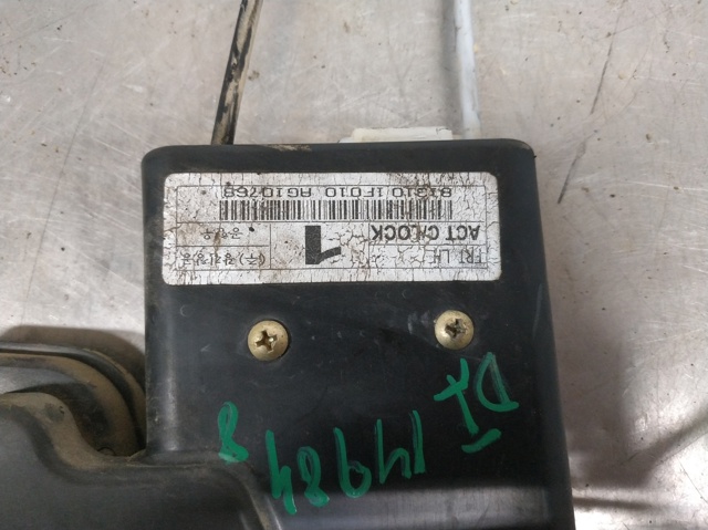 HYUNDAI 813101F010 Замок водительской двери в наличии Черкассы