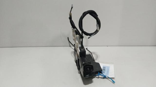 HYUNDAI 8131026020 Замок двери передней левой в наличии Житомир