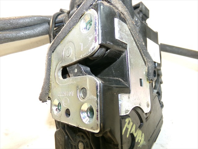 813102K000 HYUNDAI Замок водительской двери купить в Чернигов