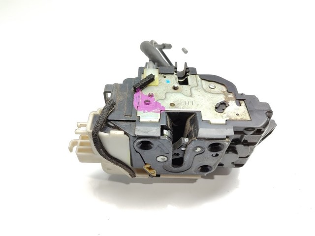 813102L020 HYUNDAI Замок водительской двери купить в Винница