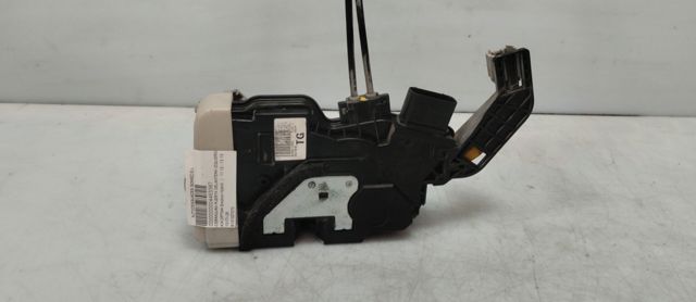 HYUNDAI 813102T070 Замок двери передней левой в наличии Киев