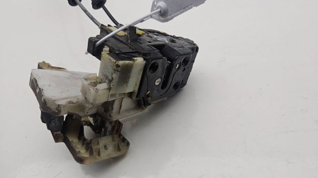 HYUNDAI 813103K000 Замок водительской двери в наличии Ужгород