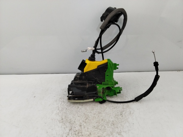 81310C5010 HYUNDAI Замок водительской двери купить в Ирпень