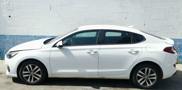 HYUNDAI 81310G3040 Замок водительской двери в наличии Житомир