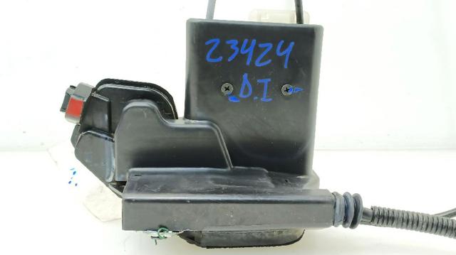 HYUNDAI 813111F010 Замок водительской двери в наличии Павлоград