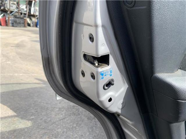 HYUNDAI 813503A000 Петля-зацеп (ответная часть) замка двери задней (багажной 3/5-й) в наличии Тернополь