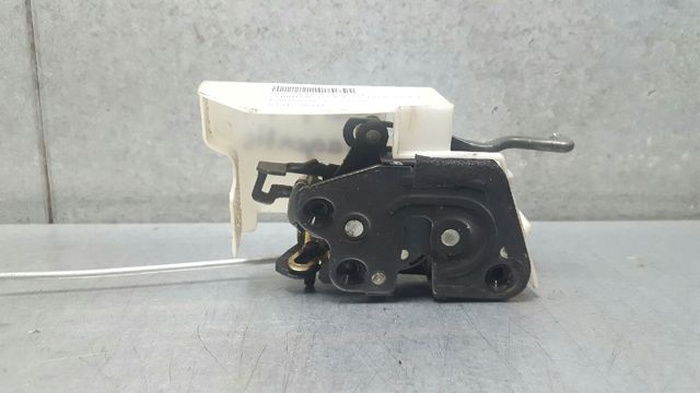 HYUNDAI 8141038000 Замок двери задней левой в наличии Каменское