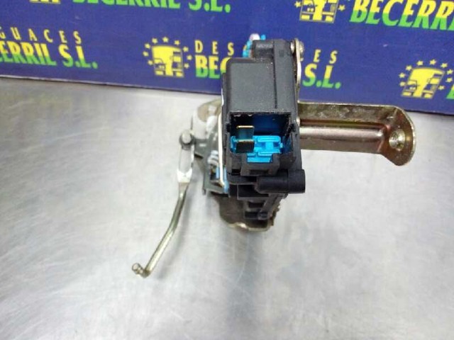 HYUNDAI 8142025030 Замок двери задней правой в наличии Ужгород
