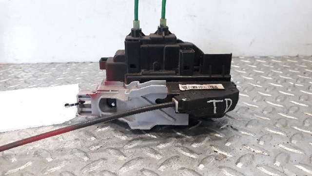 HYUNDAI 814202L000 Замок двери задней правой в наличии Житомир