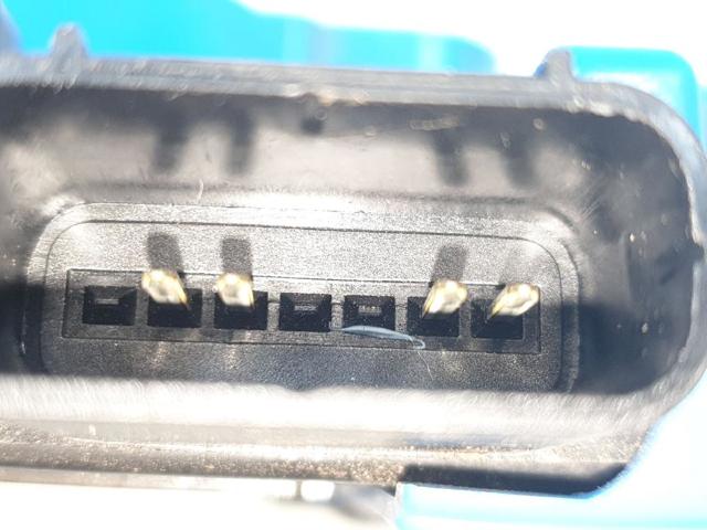 HYUNDAI 814202V000 Замок двери задней правой в наличии Житомир