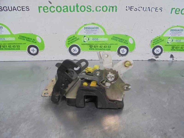 Fecho da porta traseira direita 814203A000 Hyundai/Kia