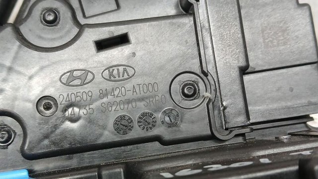 HYUNDAI 81420AT000 Замок двери задней правой в наличии Запорожье