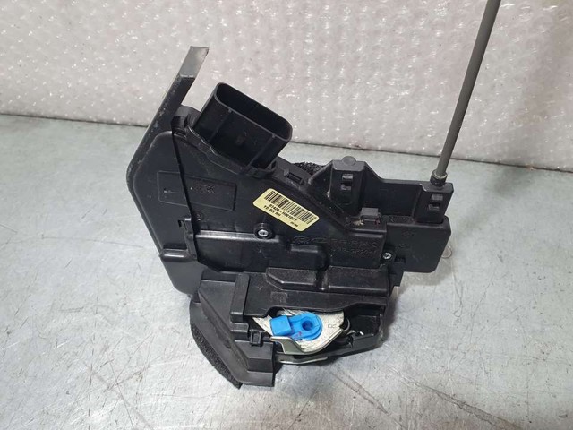 HYUNDAI 81420H8010 Замок двери задней правой в наличии Винница