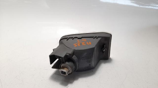 TOYOTA 8151142060 Поворотник правый в наличии Ужгород