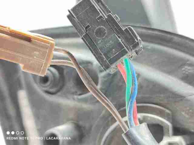 PEUGEOT 8153TP Левое боковое зеркало в наличии Каменское