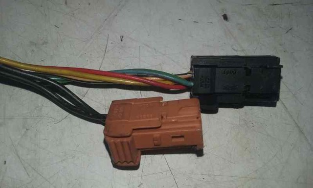 8154AR Правое зеркало купить Днепр