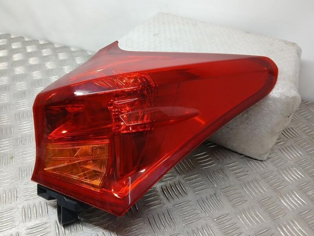 TOYOTA 8155102740 Фонарь задний правый внешний в наличии Чернигов