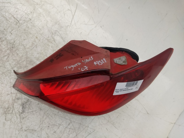 815510D110 TOYOTA Фонарь задний правый купить в Хмельницкий