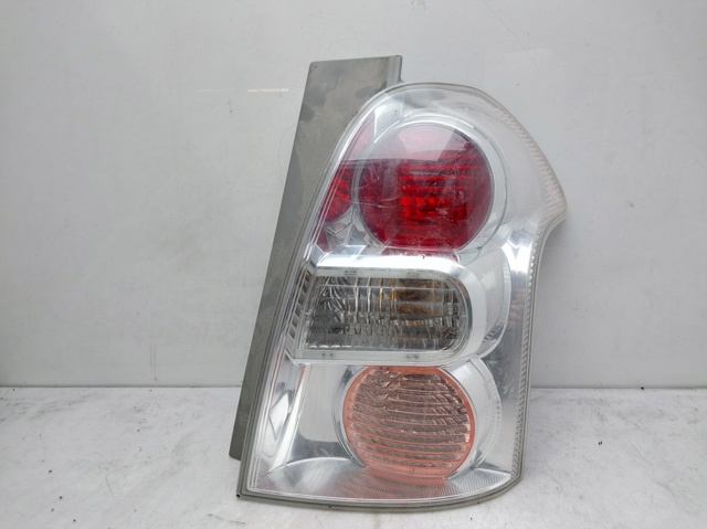 Luz traseira direita para Toyota Corolla Verso 2.2 d-4d (aur10_) 2adftv 815510F020