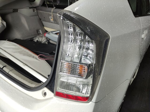 Luz traseira direita para Toyota Prius 1.8 Hybrid (zvw3_) 2ZR 8155147122