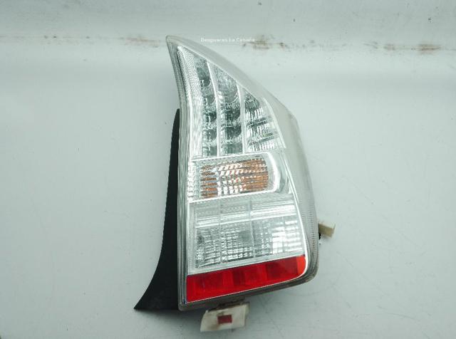 Lanterna traseira direita 8155147122 TOYOTA