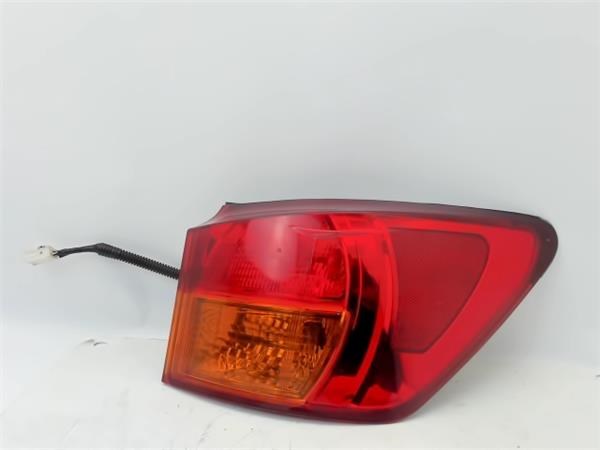 Lanterna traseira direita externa 8155153161 TOYOTA