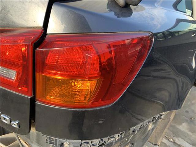 Lanterna traseira direita externa 8155153161 TOYOTA