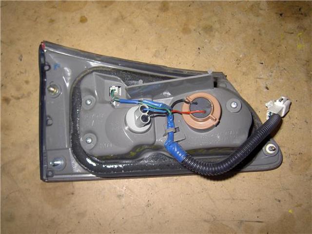 8155153162 TOYOTA Фонарь задний правый внешний купить в Киев