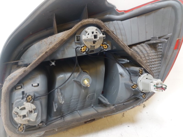 TOYOTA 8156052260 Фонарь задний левый в наличии Днепр