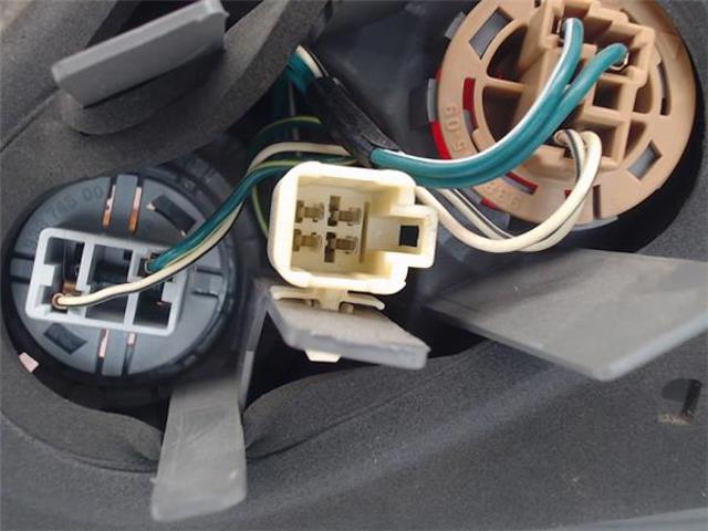 8156112A10 TOYOTA Фонарь задний левый внешний купить в Каменское