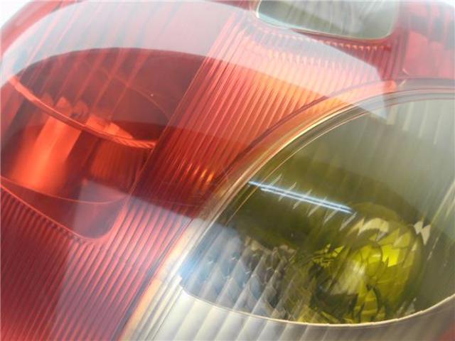 Lanterna traseira esquerda Toyota Corolla E12J