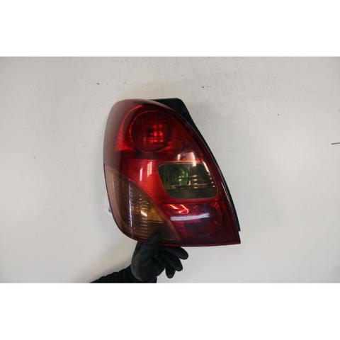 Lanterna traseira esquerda 8156113540 Toyota