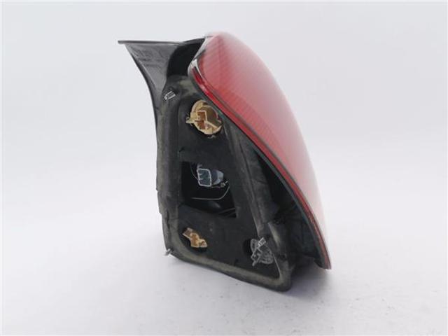 Lanterna traseira esquerda Toyota Corolla E12J