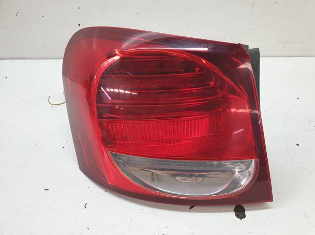 Lanterna traseira esquerda externa 8156130A30 Toyota