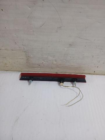 Sinal de parada traseiro adicional Toyota Corolla E21